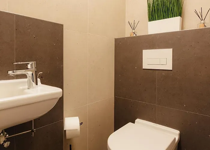 Metropolis Downtown Garage Parking *