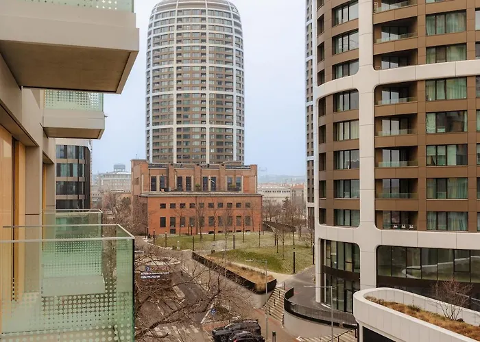 Metropolis Downtown Garage Parking *