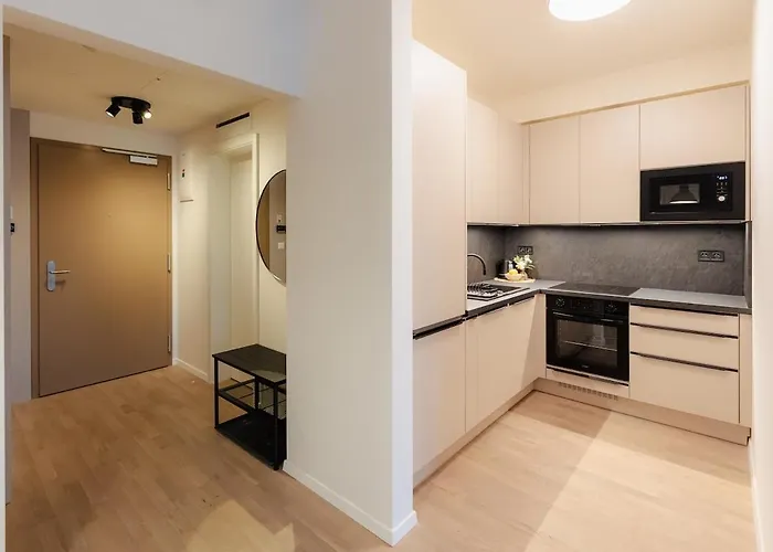 Metropolis Downtown Garage Parking Lejlighed Bratislava